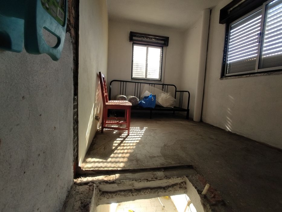 Pequena casa para remodelar