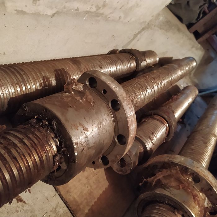 Шарико винтовая пара , винт ШВП на фрезерный или расточной