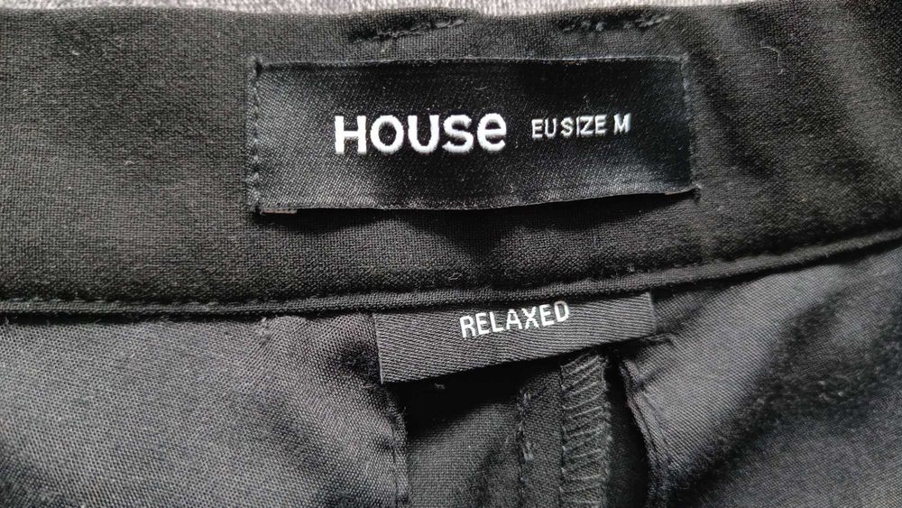 Eleganckie spodnie z szeroką nogawką M/L