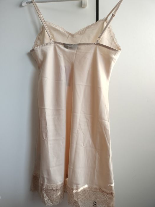 Satynowa koszulka nocna