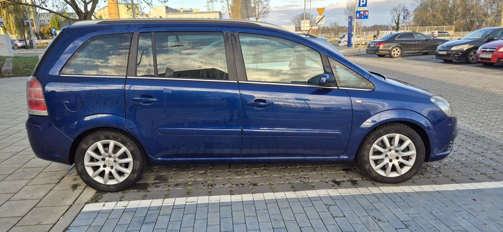 Zafira B 1.9 2005 rok