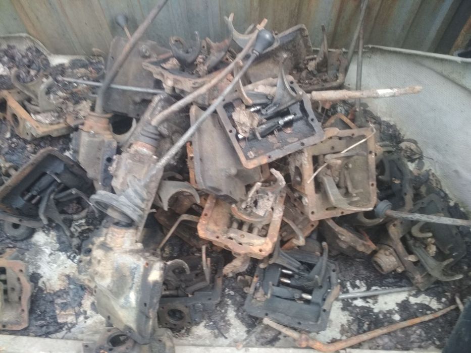 Коробки кришки уаз газ зіл під реставрацію