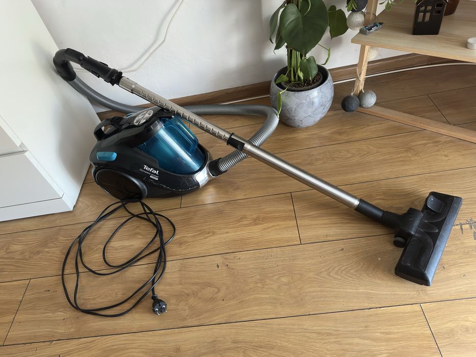 Odkurzacz bezworkowy Tefal Compact Power