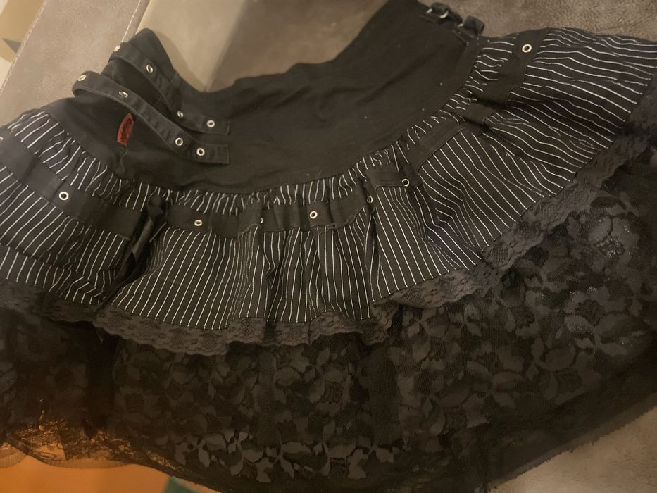 готична спідниця