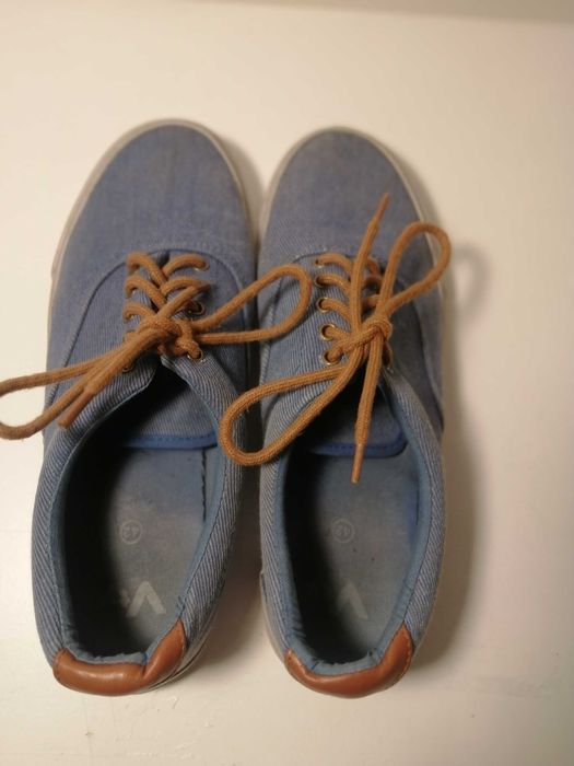 Sapatos azul tipo Vans em lona