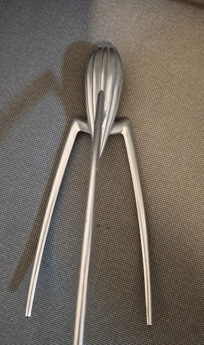 Espremedor de Citrinos Alessi Juicy Salif – Design Icónico
