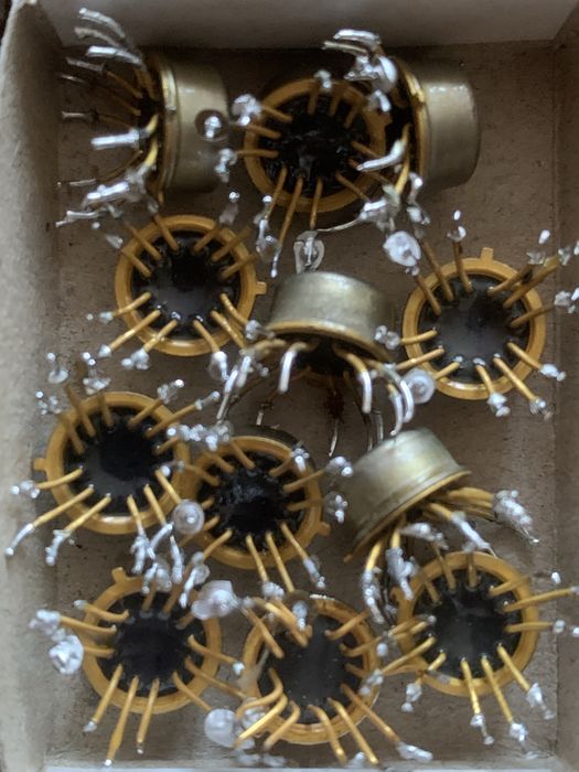 Радіодеталі радянського виробництва