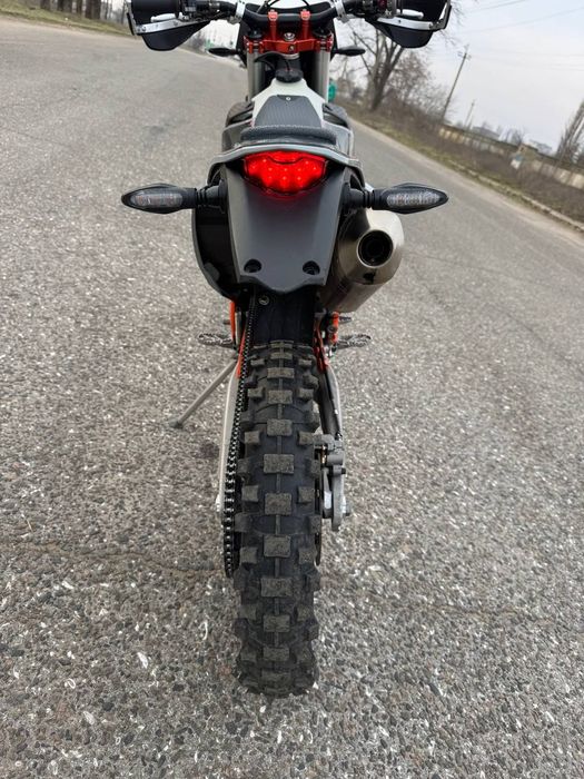 Продам кові лайт 300 р