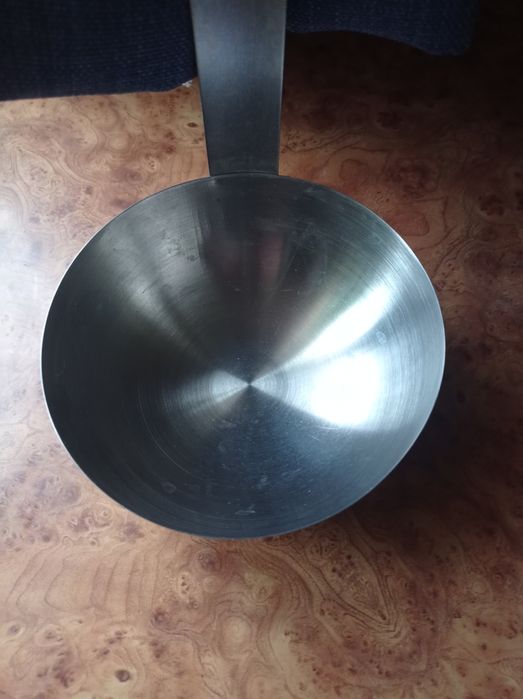 Продам половник , стан нового