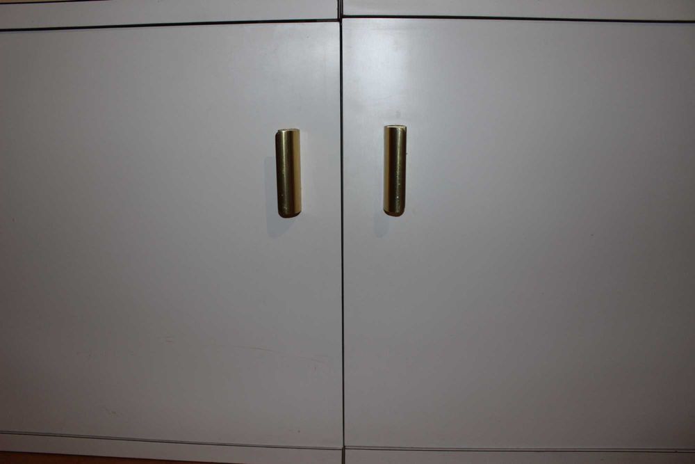 Móvel branco moderno