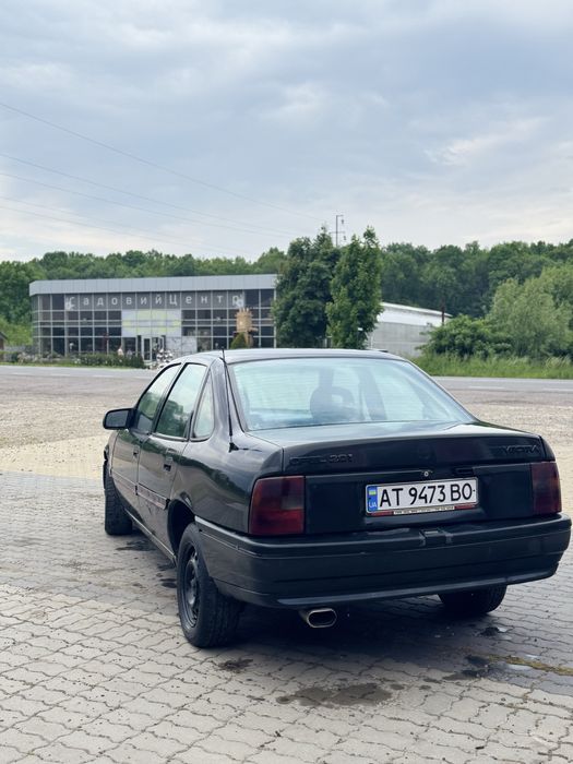 Продам opel vectra 2.0 бензин