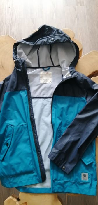 Corta vento impermeável