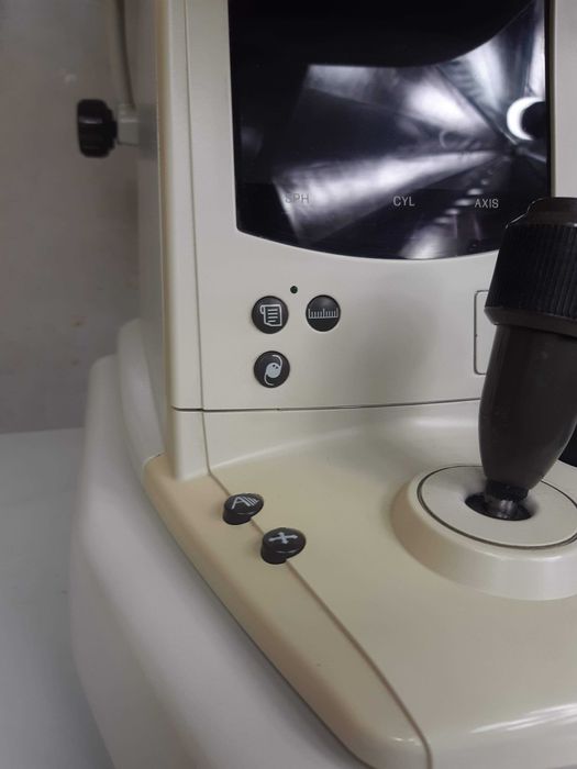 Autorefraktometr Nidek AR-600 S / okulistyczny