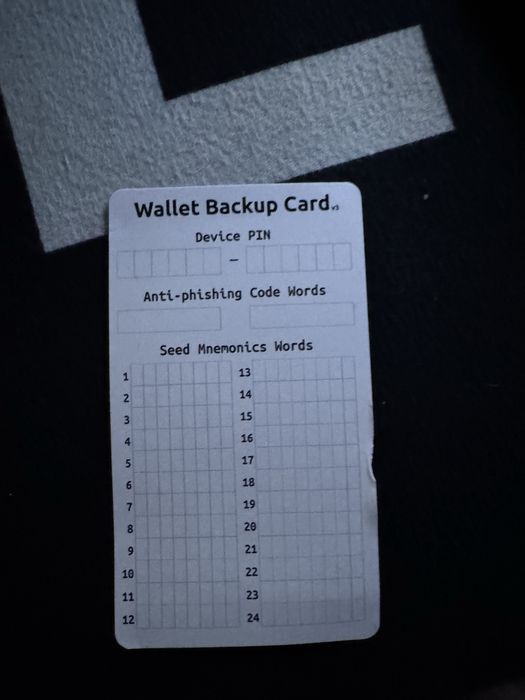 холодний крипто-гаманець Coldcard MK4