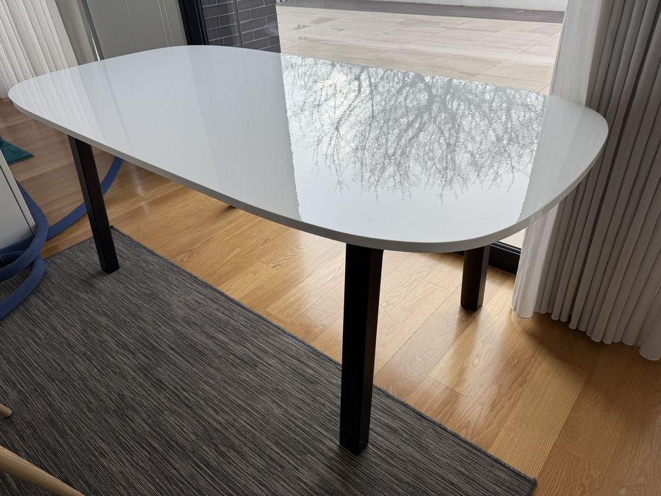 Mesa de Jantar com 4 Cadeiras