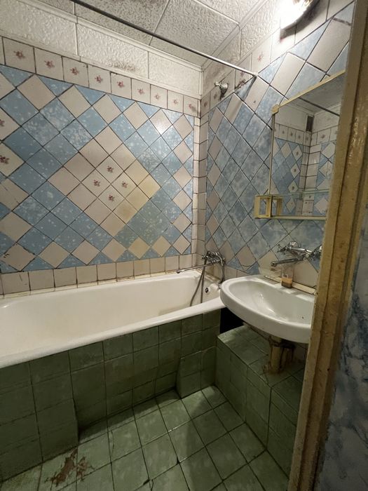 Продам 4х к.кв на Алексеевке Людвига Свободы метро Алексеевская 2 мин