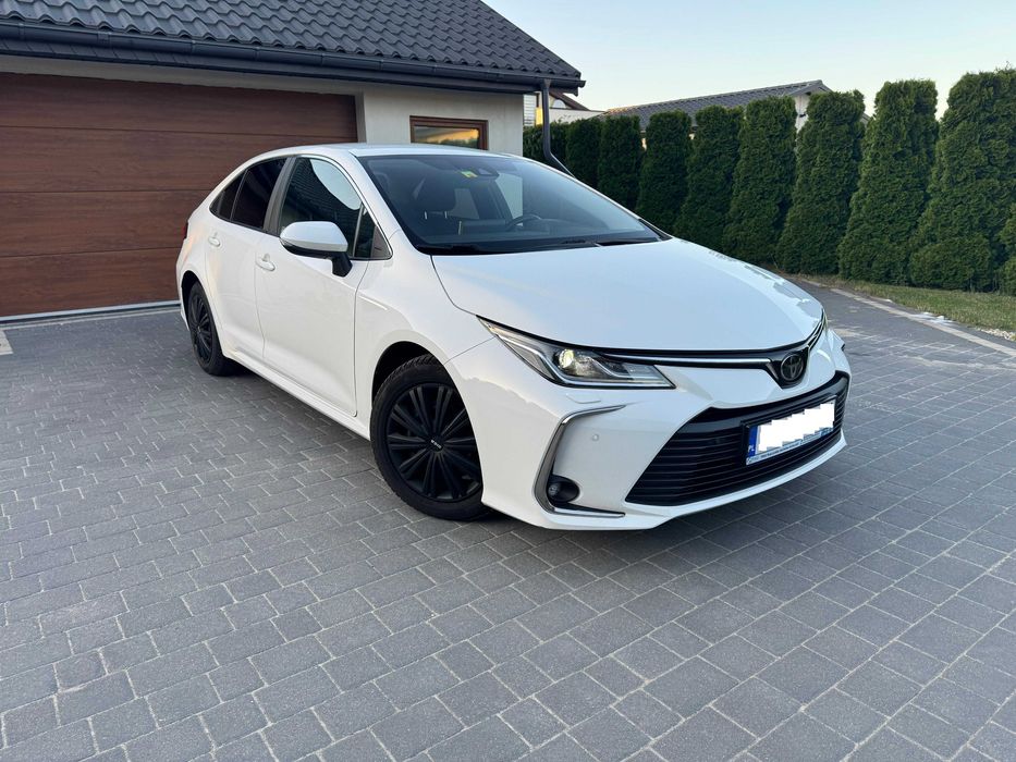 Wynajem RENT Toyota Corolla automat