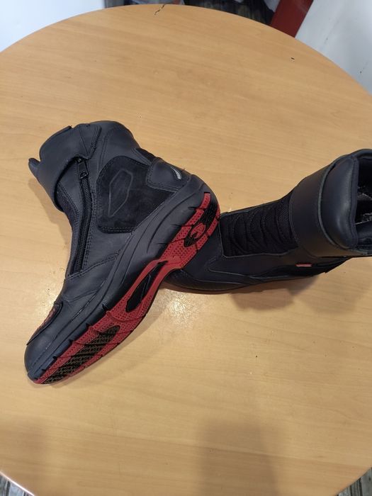 Мото взуття,мотоботи Vanucci