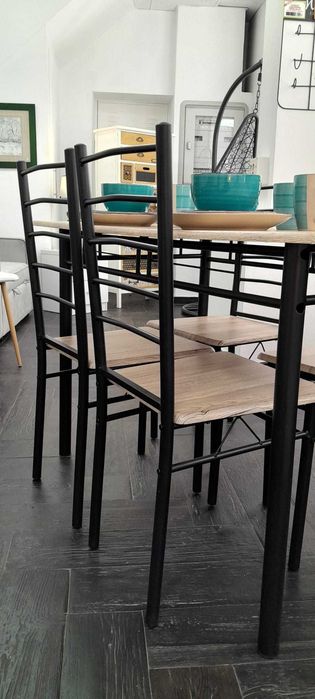 Conjunto de Mesa com 4 Cadeiras – Entrega Grátis!