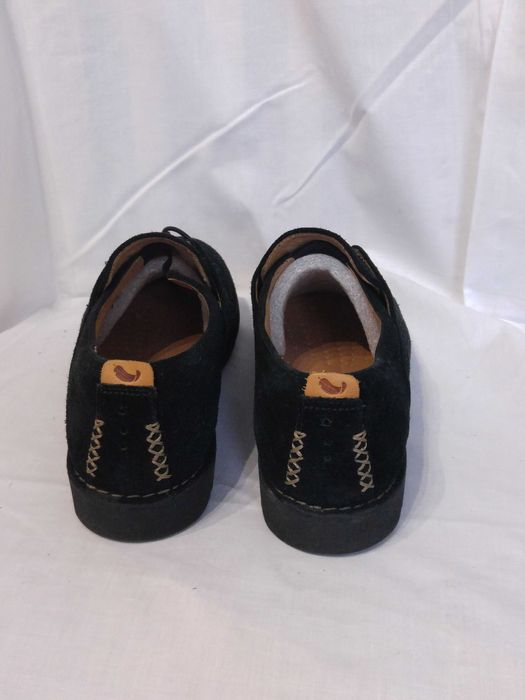 Półbuty zamszowe damskie Clarks