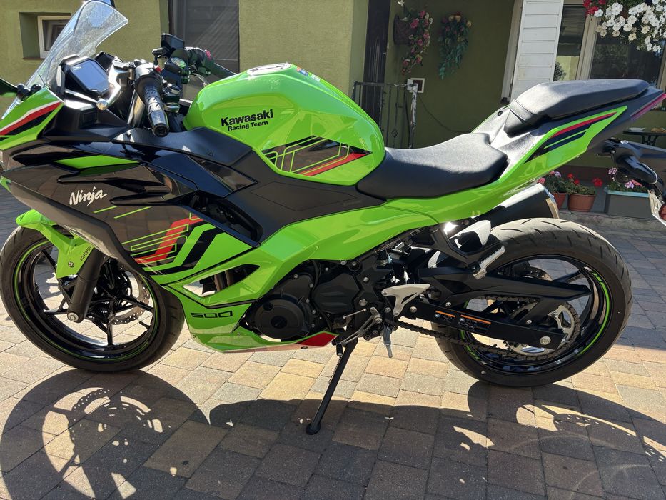 Kawassaki Ninja 500 SE