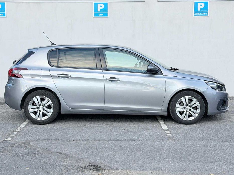 Peugeot 308 1.5 BlueHDi 130cv | Nacional | 120.000 km | Excelente Estado — photo 4