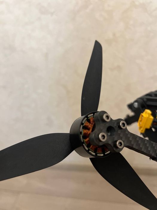 Продам 2 шт fPV в хорошому стані