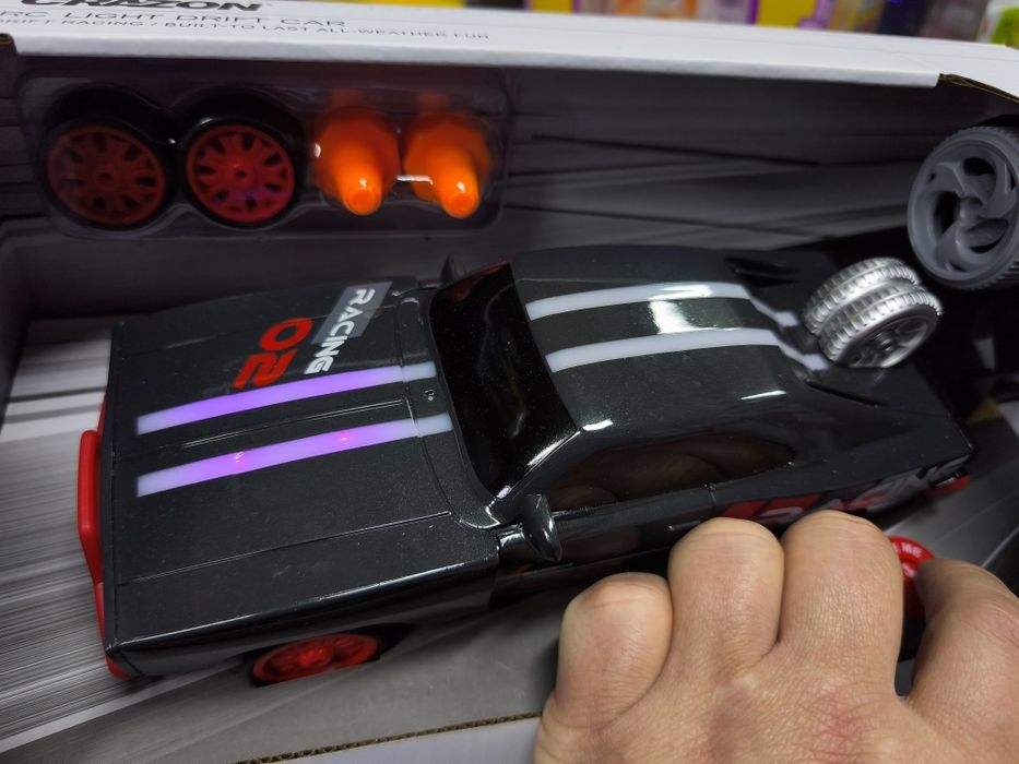 Машинка для дрифта на пульте управления DODGE TURBO NEON  акумулятор