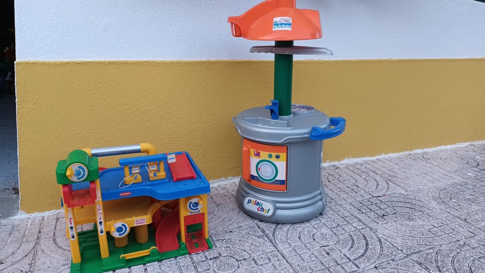 Cozinha e garagem para criança