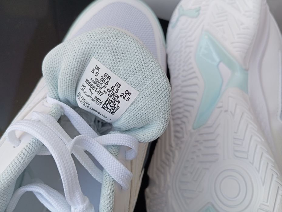 R. 38.5 Nowe Damskie buty sportowe Puma  Solarstrike II Model