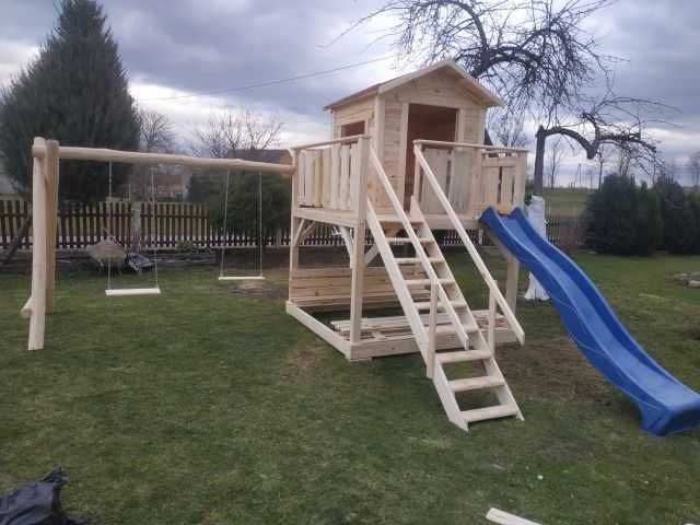 Plac zabaw , huśtawka