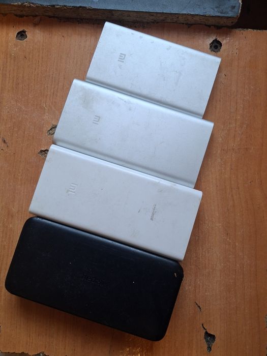 Xiaomi Mi Power Bank 5000mAh Silver  20 000