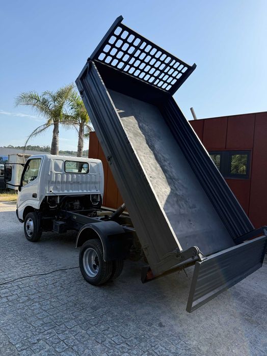 Carrinha toyota dyna basculante