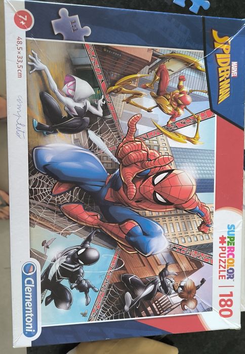 Puzzle's 100/180 peças