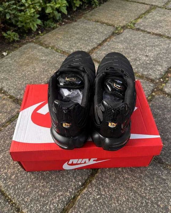 Nike Air Max TN Czarny R.43