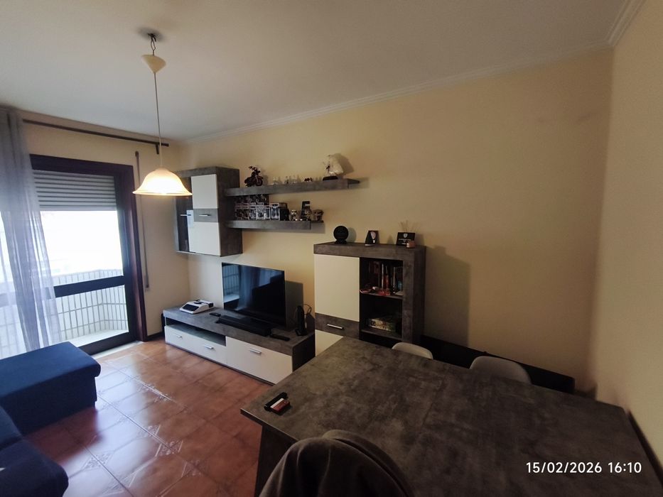 Alugo T2 Espinho Rua 35