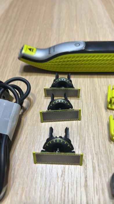 Golarka trymer Philips One Blade Face 5 W 1