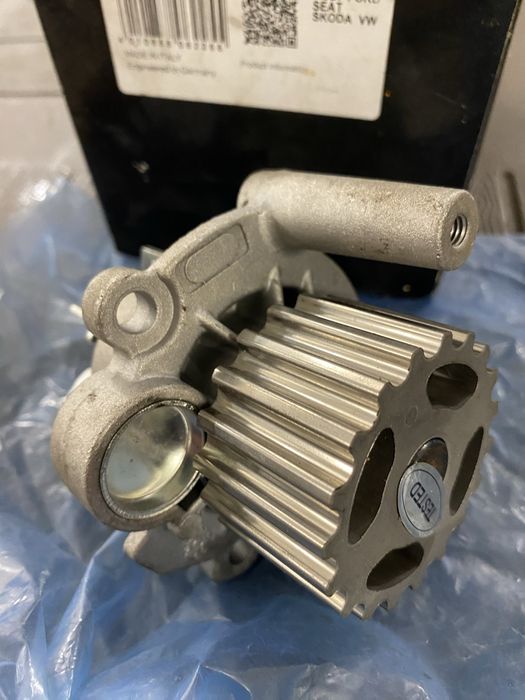 Помпа Continental WP6001 Нова Audi VW Skoda Seat Ford