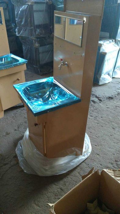 Умывальник д/дачі на колесах