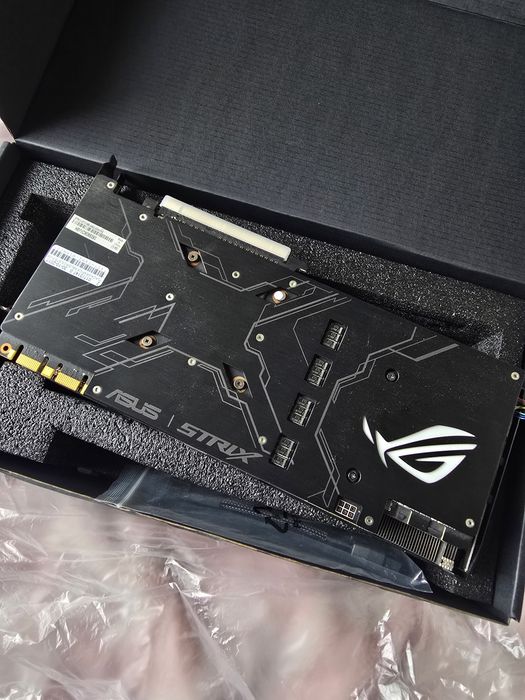 ASUS Rog Strix GTX 1080 8GB OC Gaming troco por xbox series x + acerto
