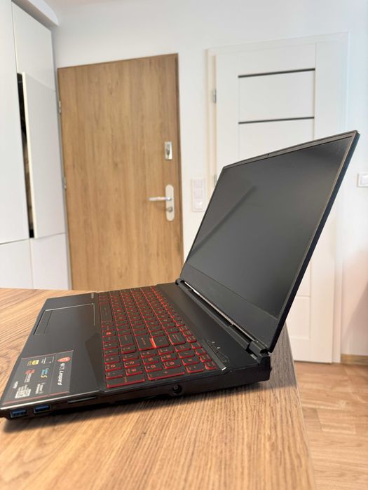 Gaming Laptop MSI GL65 i7 / 32GB RAM / Win11 / RTX2070
