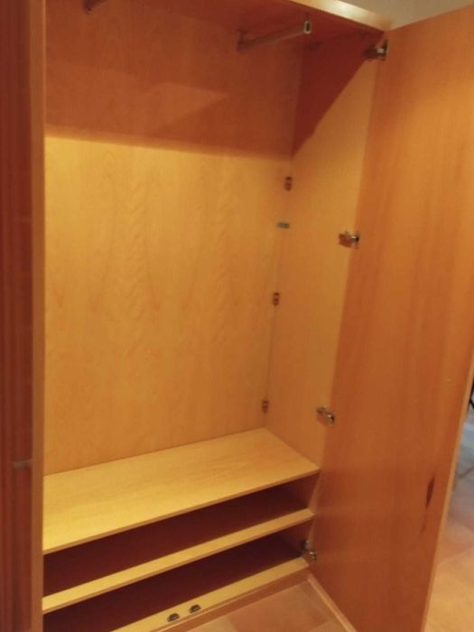 Armários em bom estado