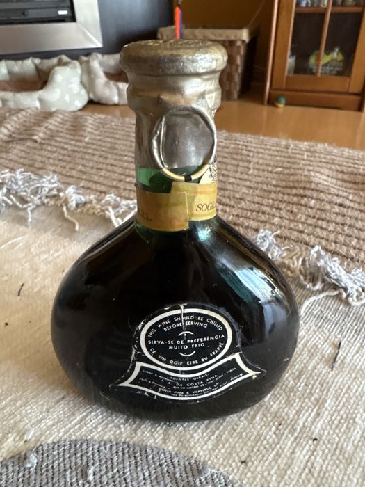 Garrafa Rose Mateus mini coleção