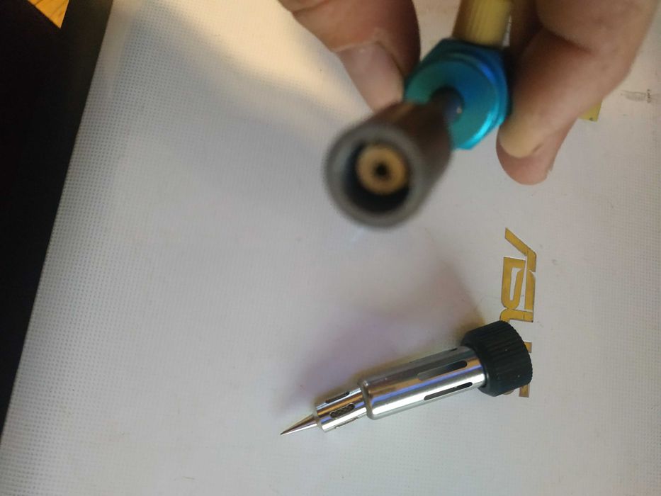 Газовий паяльник, горілка