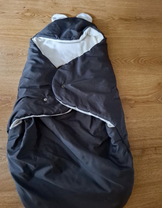Śpiworek otulacz do fotelika