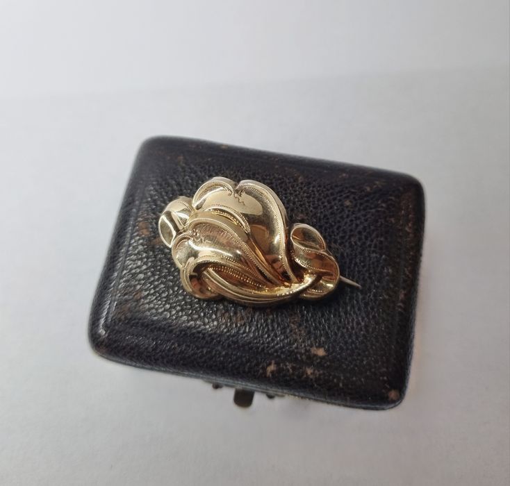 Biedermeier broszka złota złoto 585