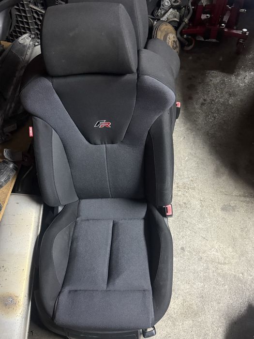 Bancos Seat Leon 1P FR (originais)