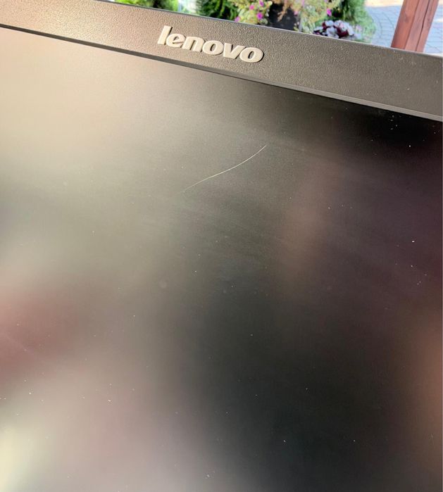 2 Monitory Lenovo LT2452pwC 24"