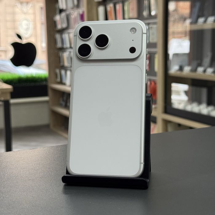 Новий open box - iPhone 17 Pro Max silver 256 GB Магазин / Гарантія 100% 0 циклів