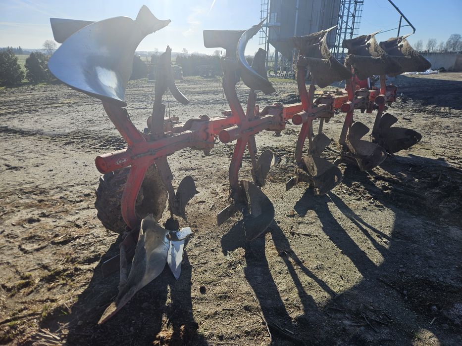 Pług kuhn vari master 152